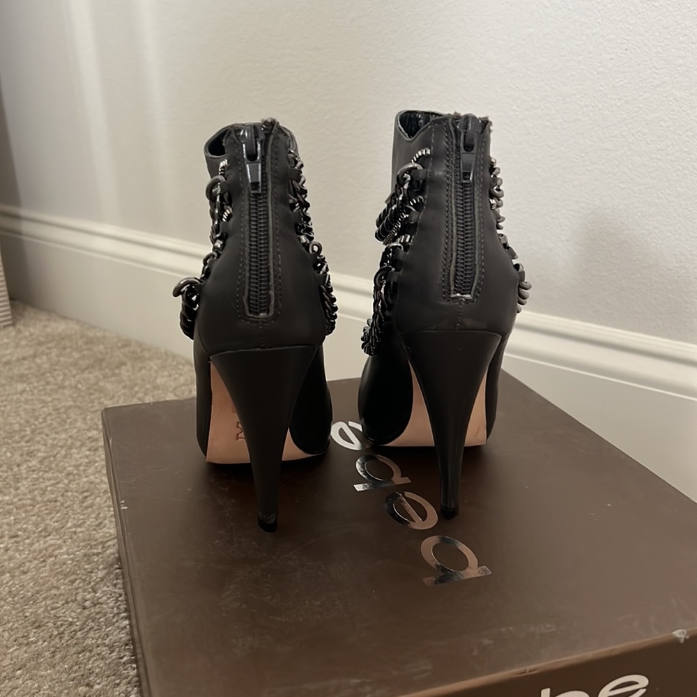 Chained Booties - Picture 3 of 4